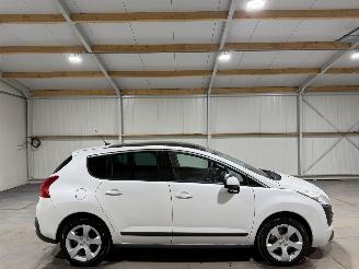 skadebil auto Peugeot 3008 1.6THP 115kW Automaat Active Pano 2013/4