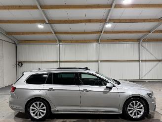 Damaged car Volkswagen Passat 1.6TDI 88kW Automaat Business Edition R Pano 2015/12