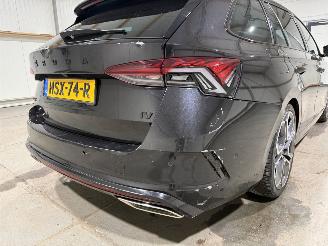 Skoda Octavia RS 1.4TSI iv 110kW Automaat PHEV Business PANO picture 25