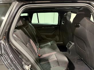 Skoda Octavia RS 1.4TSI iv 110kW Automaat PHEV Business PANO picture 41