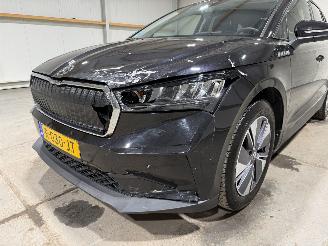 Skoda Enyaq 60kWh 132kW Memoryseat Pano Camera iV 60 picture 24