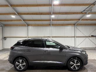 Vaurioauto  passenger cars Peugeot 3008 1.2PT 96kW Automaat Pano Crossway 2019/3