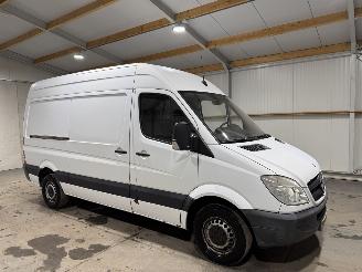 Mercedes Sprinter 310 2.2CDI 70kW Automaat EHD picture 2