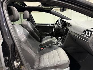 Volkswagen Golf R 2.0TSI 221kW Automaat 4-Motion R Pano picture 58