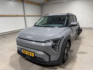 Kia EV3 81.4kWh 150kW PLUS picture 10