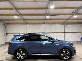 damaged passenger cars Kia Sorento 1.6T-GDI Hybrid 132kW Automaat Executiveline 7 Persoons Pano 2021/3