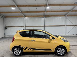 damaged passenger cars Kia Picanto 1.0CVVT 51kW Clima Dynamicline 2016/7