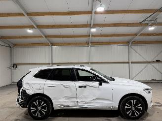 krockskadad bil auto Volvo Xc-60 2.0T6 186kW Automaat Recharge AWD Business Pro 2020/8