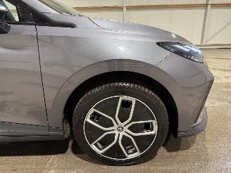 MG MG4 77kWh Extended Range 180kW Trophy picture 16