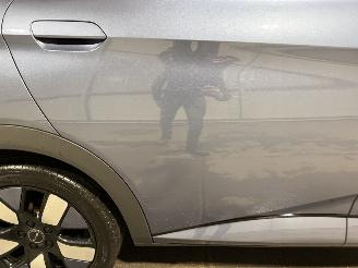 BYD Dolphin 60.4kWh 150kW Design picture 33