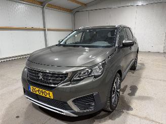 Peugeot 5008 1.2PT 96kW Clima Allure picture 10