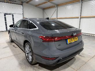 Audi A6 Sportback 83kWh 210kW ETRON Edition picture 12