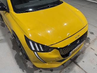 Peugeot e-208 50kWh 100kW EV GT Pack picture 22