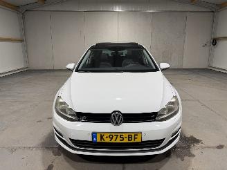 Volkswagen Golf 1.4TSI 103kW Automaat Pano ACT Highline Pano picture 4