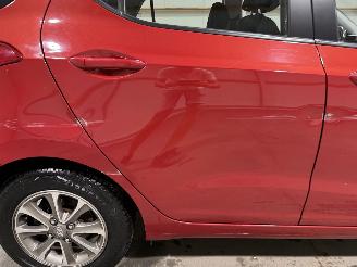 Hyundai I-10 1.2i 64kW Airco picture 21