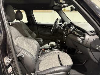 Mini Cooper 1.5 100kW Automaat Cooper Chili picture 48