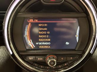 Mini Cooper 1.5 100kW Automaat Cooper Chili picture 42
