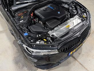 BMW 3-serie 330e 135kW Automaat Schuifkanteldak High Executive picture 32