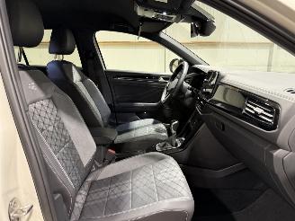 Volkswagen T-Roc 1.5TSI 110kW R-Line picture 32