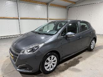 Peugeot 208 1.2PT 60kW  Blue Lion Airco Navi picture 9