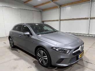 Mercedes A-klasse 250e 118kW Automaat Pano Business Solution Luxury Limited picture 2