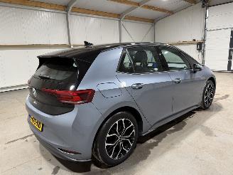 Volkswagen ID.3 58kWh 150kW Life picture 5