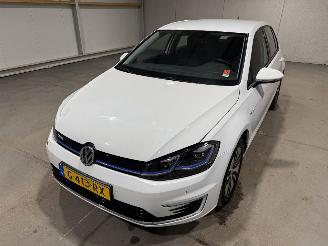 Volkswagen e-Golf 36kWh 100kW Automaat Clima Navi picture 19