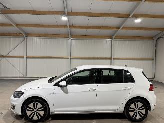 Volkswagen e-Golf 36kWh 100kW Automaat Clima Navi picture 8
