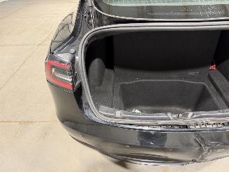 Tesla Model 3 60kWh Standard 175kW RWD Plus picture 40