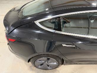 Tesla Model 3 60kWh Standard 175kW RWD Plus picture 33