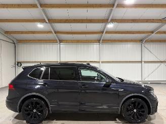 Schadeauto Volkswagen Tiguan 1.5TSI 110KW Automaat ALLspace 7Persoons Business R 2020/7