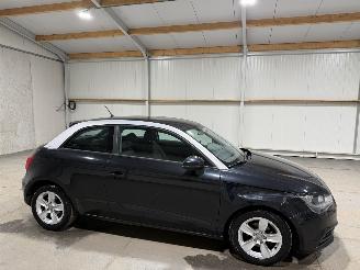 Audi A1 1.2TFSI 63kW Airco Attraction Pro Line picture 2