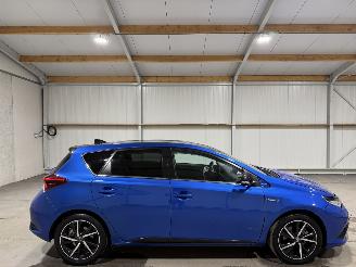 skadebil auto Toyota Auris 1.8Hybrid 73kW Dynamic Ultimate 2018/12