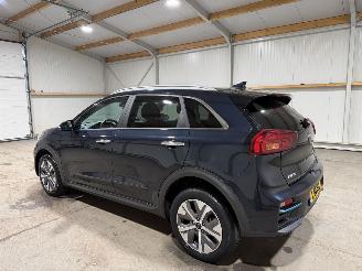 Kia e-Niro 64kWh 150kW DynamicPlusLine Schuifkanteldak picture 11