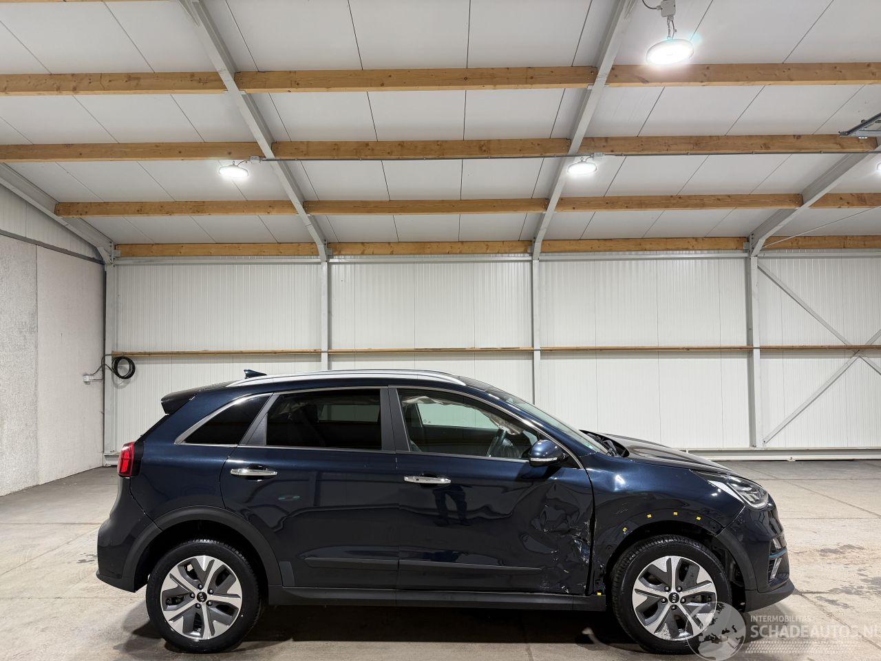 Kia e-Niro 64kWh 150kW DynamicPlusLine Schuifkanteldak