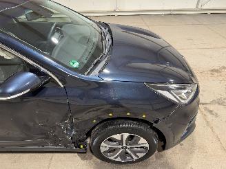 Kia e-Niro 64kWh 150kW DynamicPlusLine Schuifkanteldak picture 18