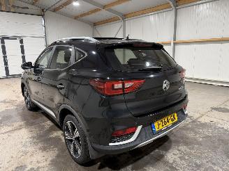 MG ZS 45kWh 105kW Pano Leder Luxury picture 12