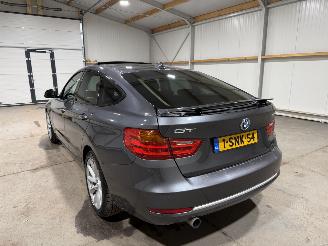 BMW 3-serie GT 320i 135kW Automaat Pano High Executive picture 12