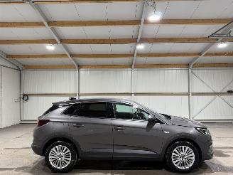 Schadeauto Opel Grandland X 1.2Turbo 96kW Innovation Camera Navi 2020/8
