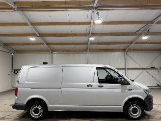 krockskadad bil bedrijf Volkswagen Transporter 2.0TDI 110kW L2H1 Comfortline 2017/5