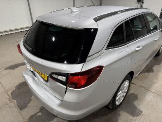 Opel Astra ST 1.0 77kW Online Edition picture 22