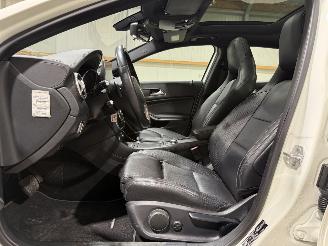 Mercedes GLA 200 115kW Automaat Ambition Pano picture 18