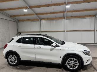 Mercedes GLA 200 115kW Automaat Ambition Pano picture 2