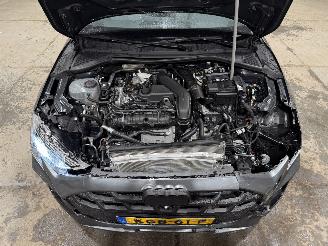 Audi A3 30TFSI 85kW Automaat Pano S Edition picture 26