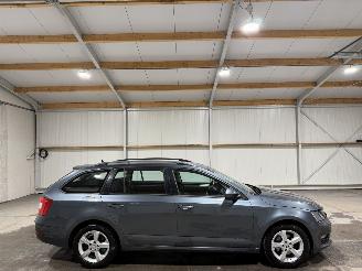 Coche accidentado Skoda Octavia 1.5TSI 110kW Greentech Ambition 2018/10