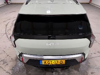 Kia EV3 81.4kWh 150kW Plus picture 20
