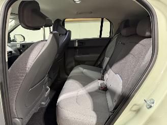 Kia EV3 81.4kWh 150kW Plus picture 36