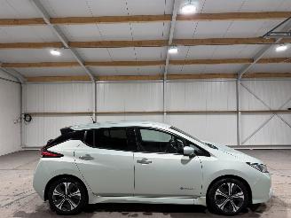 krockskadad bil auto Nissan Leaf 40kWh 110kW 2.Zero Edition 2018/7