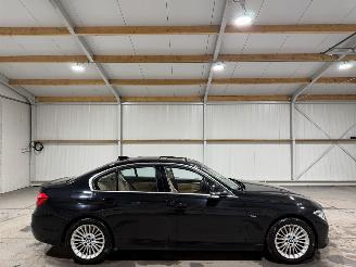 skadebil auto BMW 3-serie 320i 135kW Automaat Schuifkantel Luxury Edition 2018/4