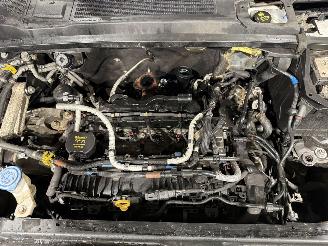 Land Rover Discovery Sport 2.0TD4 110kW Automaat Urban Series SE Pano picture 14